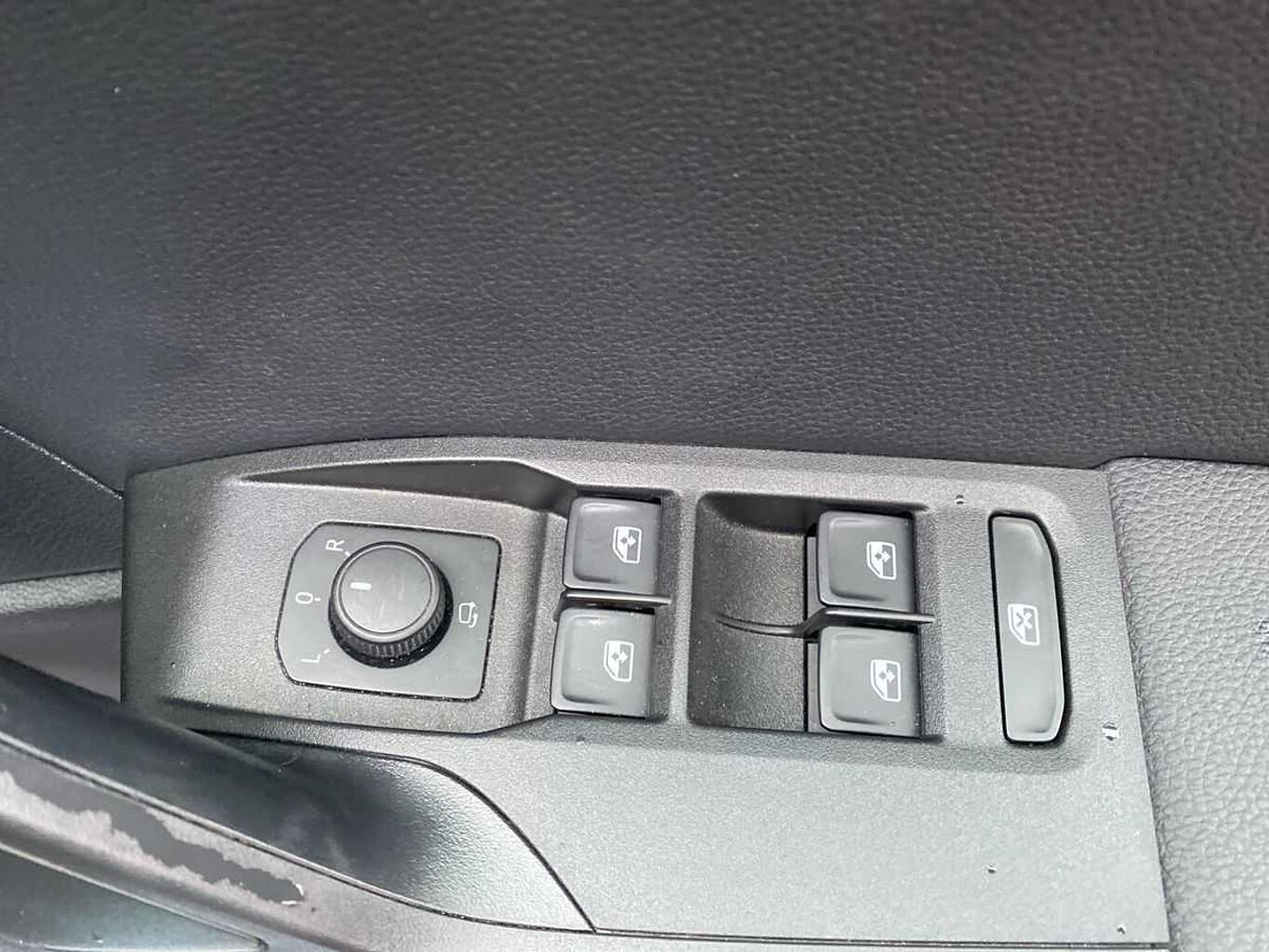 SEAT Arona 1.0 TSI Xperience Lux Suv 5Dr Petrol DSG Euro 6 (S/S) (110 Ps)