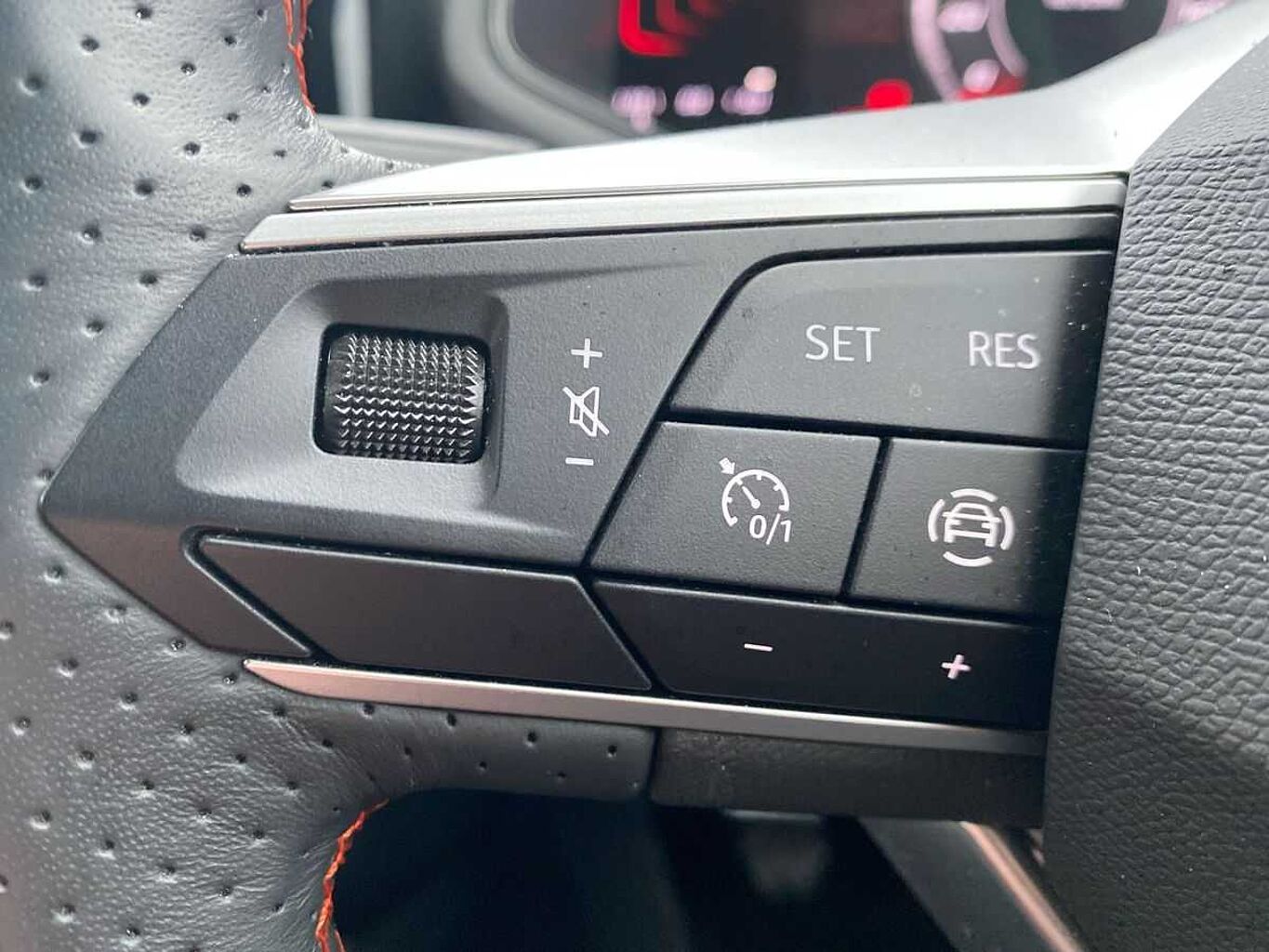 SEAT Ibiza 1.0 TSI Fr Hatchback 5Dr Petrol Manual Euro 6 (S/S) (110 Ps)