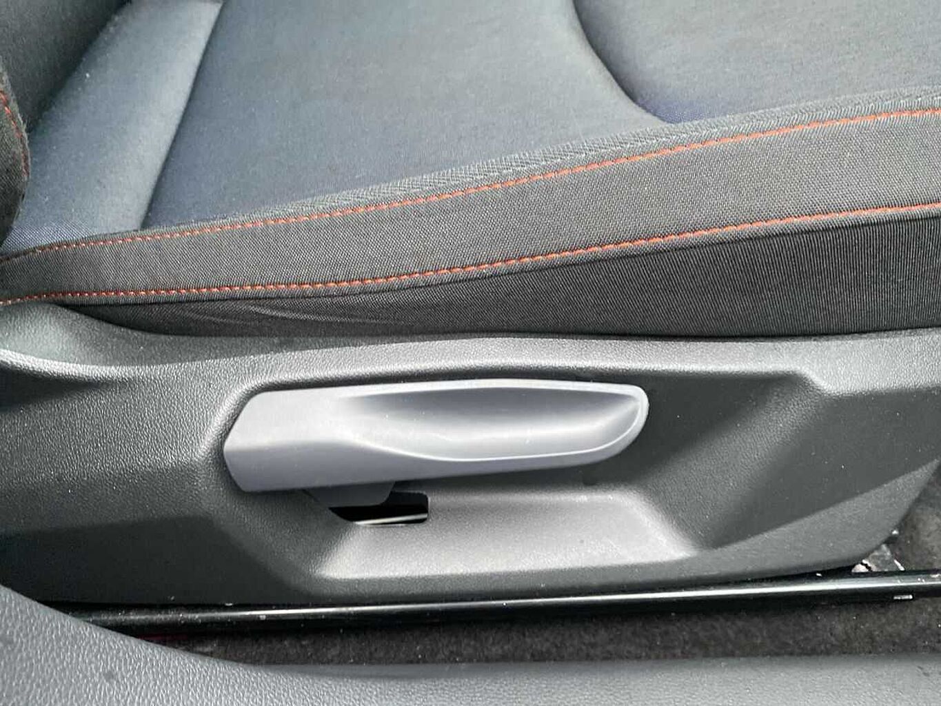 SEAT Arona 1.0 TSI Fr Suv 5Dr Petrol DSG Euro 6 (S/S) (110 Ps)