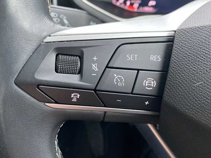 SEAT Arona 1.0 TSI Xperience Lux Suv 5Dr Petrol DSG Euro 6 (S/S) (110 Ps)