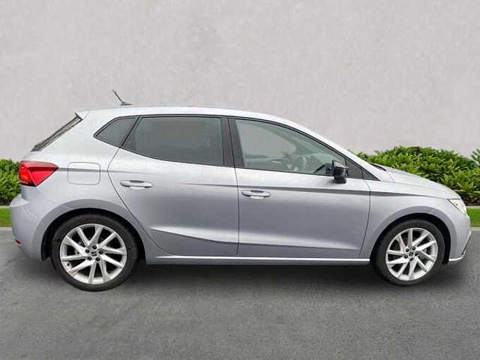 SEAT Ibiza 1.0 TSI Fr Hatchback 5Dr Petrol Manual Euro 6 (S/S) (110 Ps)