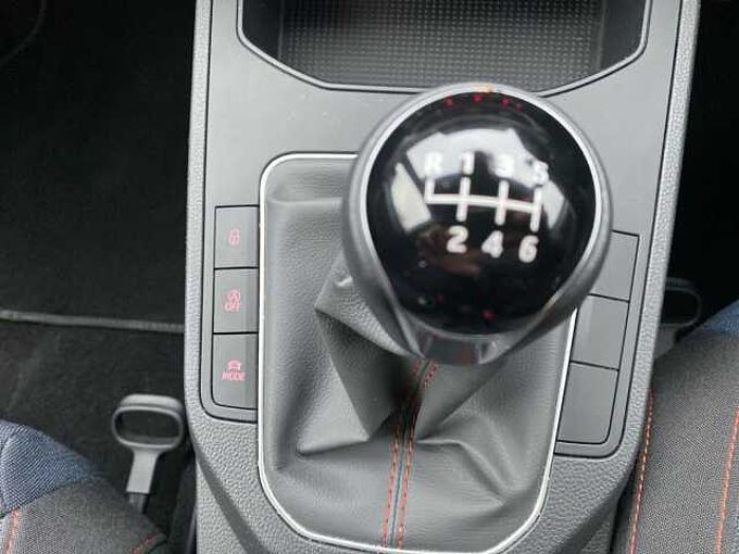 SEAT Ibiza 1.0 TSI Fr Hatchback 5Dr Petrol Manual Euro 6 (S/S) (110 Ps)