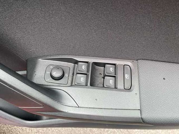 SEAT Arona 1.0 TSI Fr Suv 5Dr Petrol DSG Euro 6 (S/S) (110 Ps)